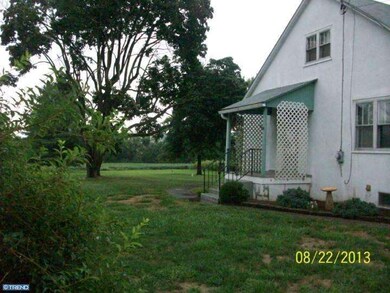 1096 Church Rd, East Greenville, PA 18041 - photo 3