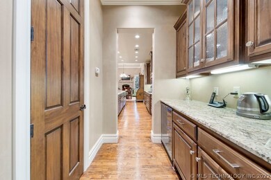 Expertly, you'll find an extra large prep area or