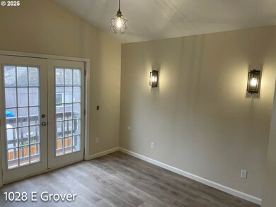 1028 E Grover Ave, Cottage Grove, OR 97424 - photo 7