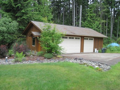 1260 E Island View Rd, Grapeview, WA 98546 - photo 3