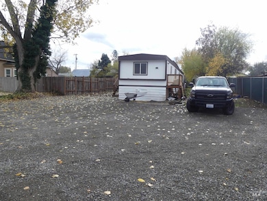 1483 Elm St, Clarkston, WA 99403 - photo 4