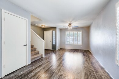 2517 W Big Oak St Phoenix AZ-large-004-0