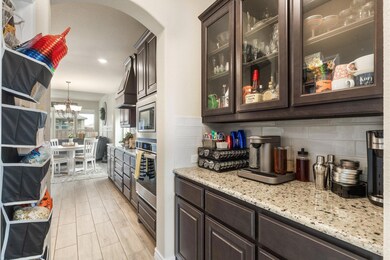 1623 Glade Meadows Dr, Joshua, TX 76058 - photo 6