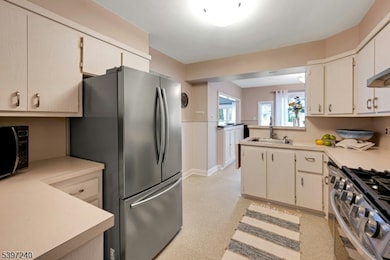 71 Westland Rd, Cedar Grove, NJ 07009 - photo 7