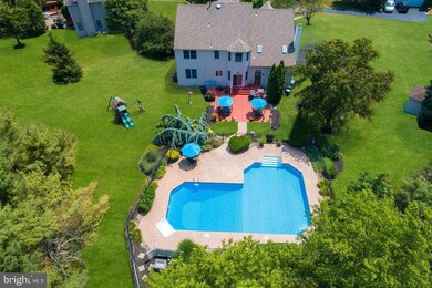 8 Shelley Ct, Princeton Junction, NJ 08550 - photo 3