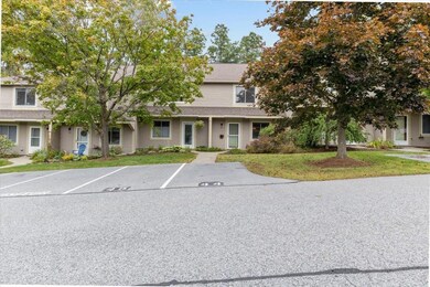 44 Overlook Dr, South Burlington, VT 05403 - photo 2