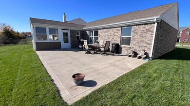2643 Wildflower Ln, Greenwood, IN 46143 - photo 6