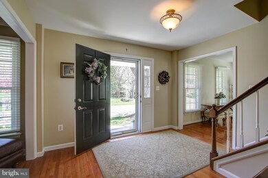 17402 Kirstin Ct, Olney, MD 20832 - photo 5