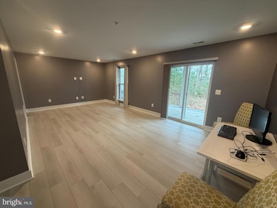 12441 Oak Leaf Ln unit 2, Berlin, MD 21811 - photo 6