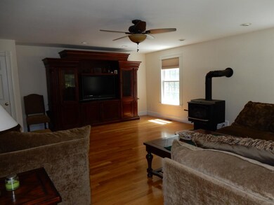 142 S Main St, Newton, NH 03858 - photo 7