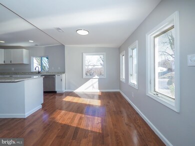 208 Elizabeth Ave, Brooklyn, MD 21225 - photo 7