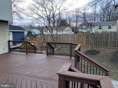 12381 Boncrest Dr, Reisterstown, MD 21136 - photo 3