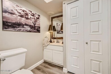 5833 E Thomas Rd - Web Quality - 004 - 0