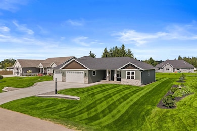 620 W Silverleaf Ct, Plover, WI 54467 - photo 3