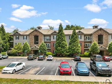 626 Appeldoorn Cir unit 626, Asheville, NC 28803 - photo 5