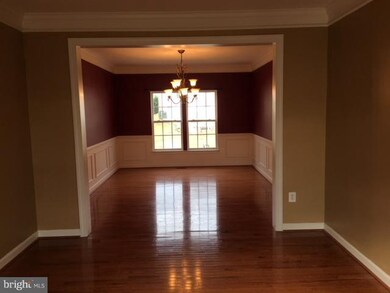 7700 Down Ct, Laurel, MD 20707 - photo 4