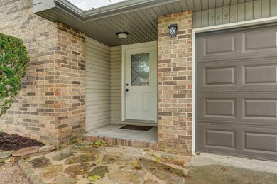 1436 W Whiteside St-4