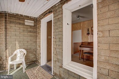 2013 Buchanan Trail E, Shady Grove, PA 17256 - photo 7