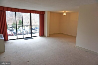 Strath Haven Condominiums unit 108, Swarthmore, PA 19081 - photo 4