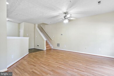 3911 Elmcrest Ln, Bowie, MD 20716 - photo 2
