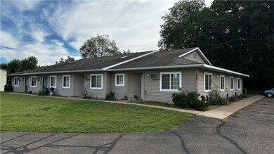 208 Bowman Ln unit 3, Menomonie, WI 54751 - photo 2
