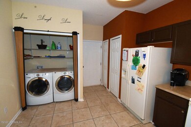 7858 Melvin Rd, Jacksonville, FL 32210 - photo 7