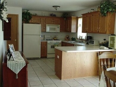 748 Blue Jay Way, Dyer, IN 46311 - photo 4