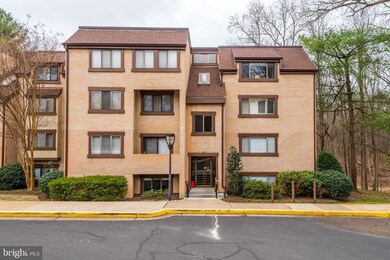 1675 Parkcrest Cir unit 100, Reston, VA 20190 - photo 2