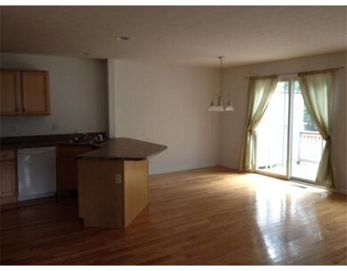 32 Meditation Ln unit 32, Lancaster, MA 01523 - photo 6