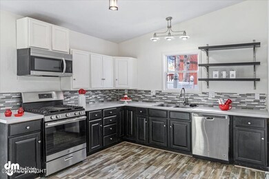 12-Kitchen_ELI00720