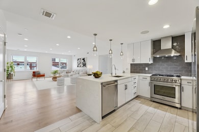 209-211 Hackensack Plank Rd unit 5B, Weehawken, NJ 07086 - photo 4