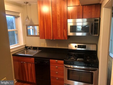 221a Kings Hwy E unit 3RD FLR, Haddonfield, NJ 08033 - photo 3