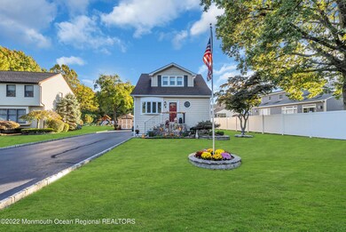 98 Aberdeen Rd, Matawan, NJ 07747 - photo 2