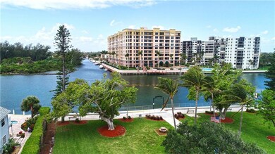 ALL ABOARD! Hop on the
WATER TAXI here in Officer
Scott A. Winters Memorial Park
only steps from your front
door! **PLUS** Walk to the
Marriott to visit guests or
Dine/Drink at the Seaside Grill
or at the Tiki Beach Bar which
are 1 block away. 