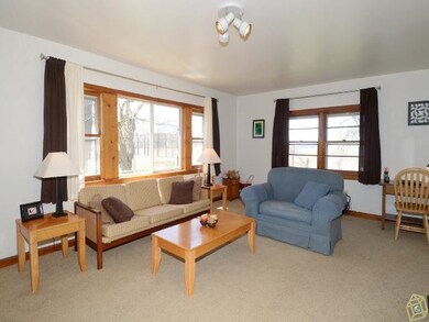 n 8780 Sandy Hook Rd, Brooklyn, WI 53521 - photo 2