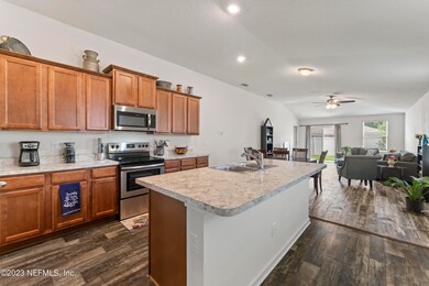 9071 Kipper Dr, Jacksonville, FL 32211 - photo 7