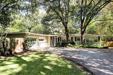 810 Riedel Dr, Houston, TX 77024 - photo 2