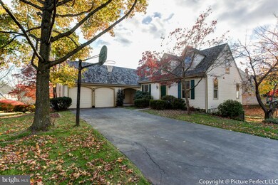 11408 Frances Green Dr, North Potomac, MD 20878 - photo 2