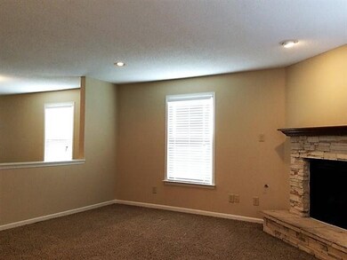 9488 W Quarter Moon Dr, Pendleton, IN 46064 - photo 5