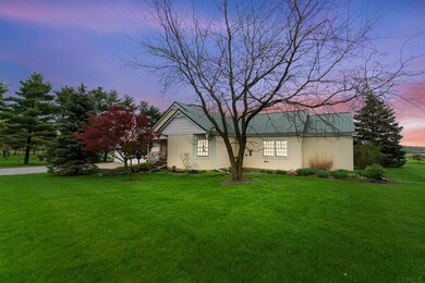 14334 Spencerville Rd, Grabill, IN 46741 - photo 2