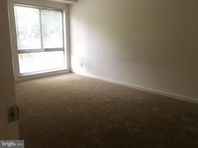 5921 Tamar Dr, Columbia, MD 21045 - photo 7