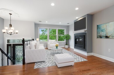 02_42OregonAve_1_LivingRoom_HiRes