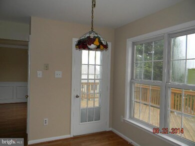 1050 Caren Dr, Sykesville, MD 21784 - photo 4