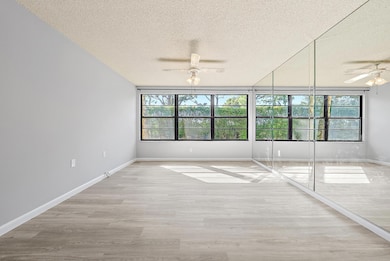 3515 Village Blvd unit 1020, West Palm Beach, FL 33409 - photo 3