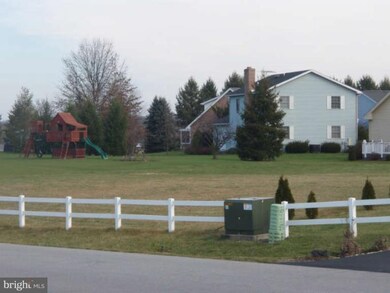 0 Shannon Dr N unit 1004238618, Greencastle, PA 17225 - photo 2