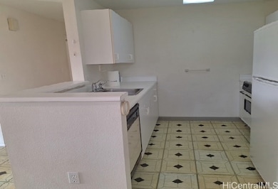 1970 Hanalima St unit B102, Lihue, HI 96766 - photo 6