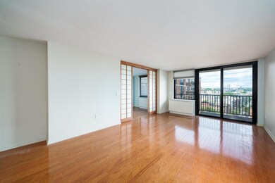700 Grove St unit 11V, Jersey City, NJ 07310 - photo 4