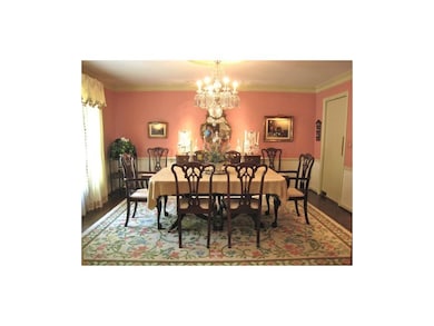 Formal dining room
