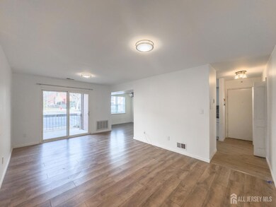 2 Powderhorn Ct unit 21, Woodbridge, NJ 07095 - photo 5