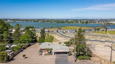 1804 S Division St, Moses Lake, WA 98837 - photo 6